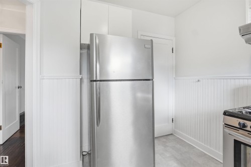 11617 89 Street, Edmonton, AB - Indoor