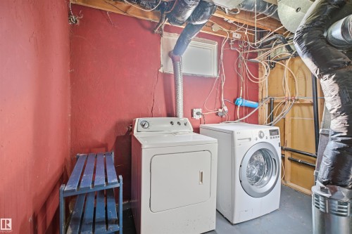11617 89 Street, Edmonton, AB - Indoor Photo Showing Laundry Room
