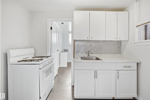 11617 89 Street, Edmonton, AB - Indoor Photo Showing Kitchen