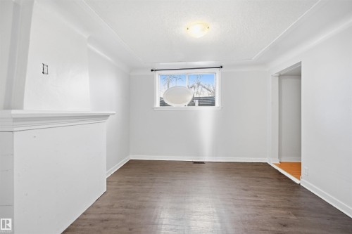 11617 89 Street, Edmonton, AB - Indoor Photo Showing Other Room
