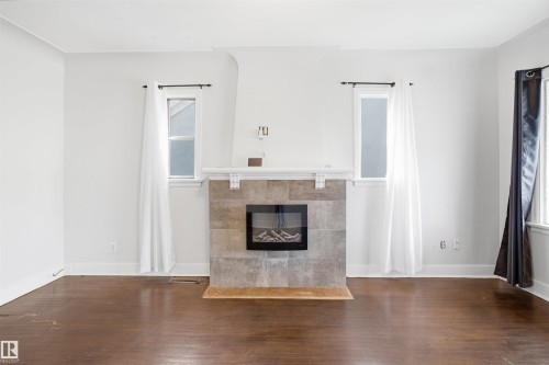 11617 89 Street, Edmonton, AB - Indoor Photo Showing Living Room With Fireplace