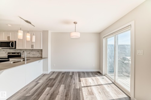 55 Ebbers Close, Edmonton, AB - Indoor Photo Showing Kitchen With Double Sink