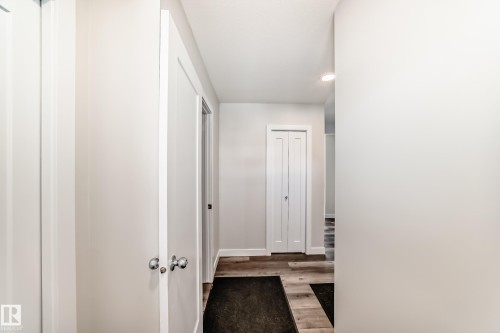 55 Ebbers Close, Edmonton, AB - Indoor Photo Showing Other Room