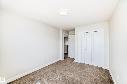 55 Ebbers Close, Edmonton, AB - Indoor