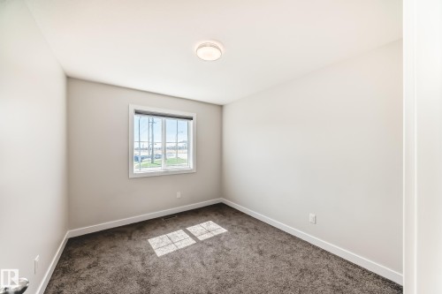 55 Ebbers Close, Edmonton, AB - Indoor Photo Showing Other Room