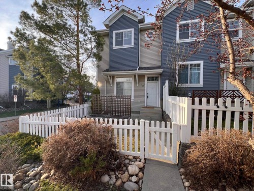 25 8304 11 Avenue, Edmonton, AB - Outdoor With Facade