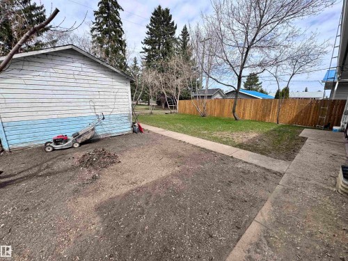 5232 49 Street, Willingdon, AB - Outdoor