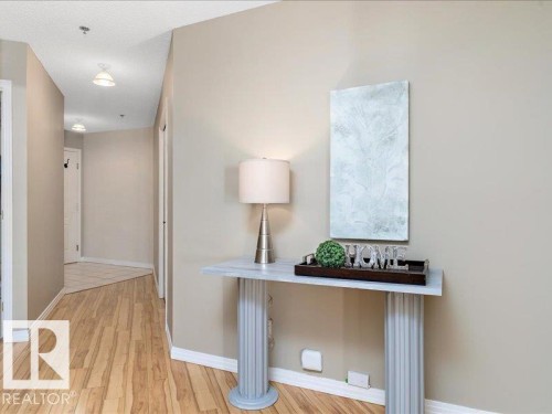 204 9640 105 Street, Edmonton, AB - Indoor Photo Showing Other Room