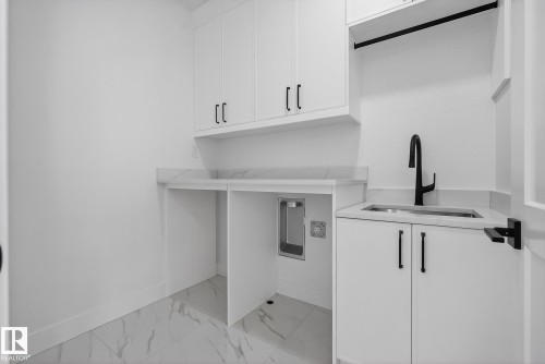 753 Astoria Way, Devon, AB - Indoor