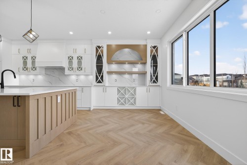 753 Astoria Way, Devon, AB - Indoor Photo Showing Kitchen