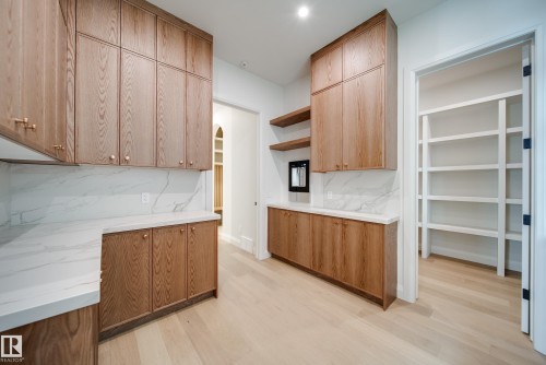 5605 Cautley Cove, Edmonton, AB - Indoor