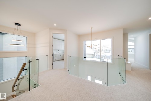 5605 Cautley Cove, Edmonton, AB - Indoor Photo Showing Other Room