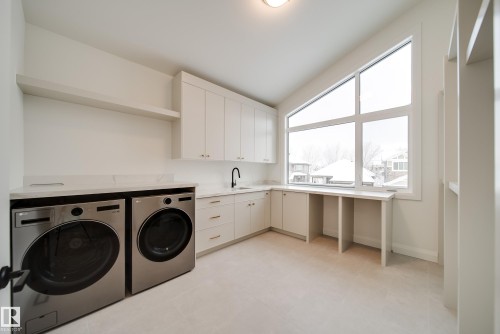 5605 Cautley Cove, Edmonton, AB - Indoor Photo Showing Laundry Room