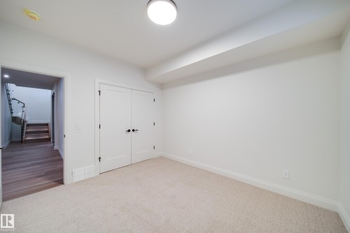 5605 Cautley Cove, Edmonton, AB - Indoor Photo Showing Other Room