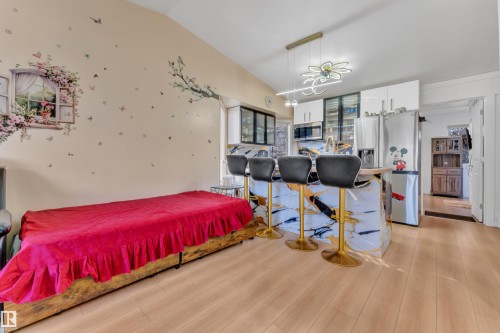 4819 30 Avenue, Edmonton, AB - Indoor