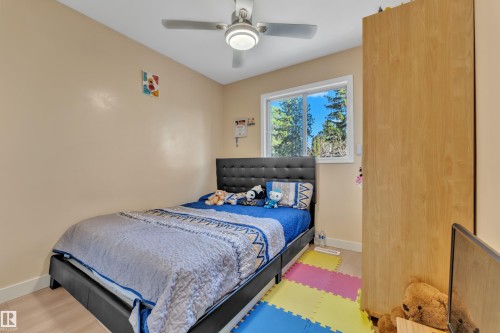 4819 30 Avenue, Edmonton, AB - Indoor Photo Showing Bedroom