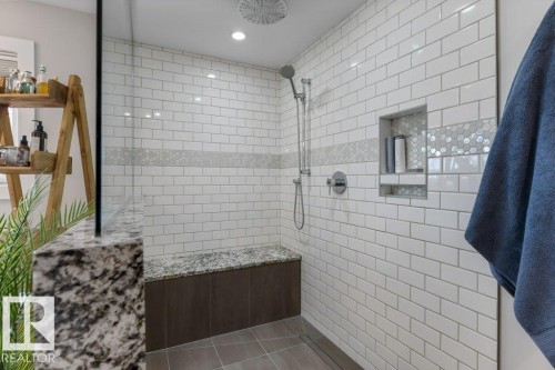 7931 112S Avenue, Edmonton, AB - Indoor Photo Showing Bathroom