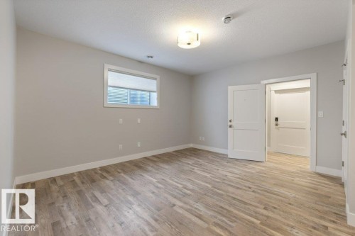 7931 112S Avenue, Edmonton, AB - Indoor Photo Showing Other Room