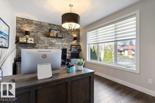 7931 112S Avenue, Edmonton, AB - Indoor