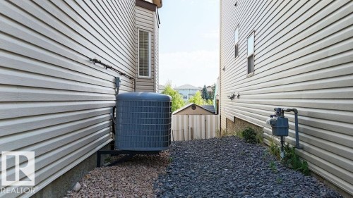 715 Wildwood Point(E), Edmonton, AB - Outdoor
