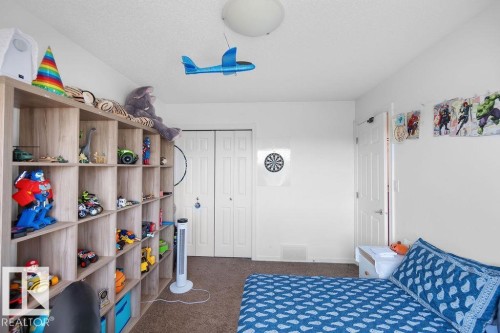 715 Wildwood Point(E), Edmonton, AB - Indoor Photo Showing Bedroom