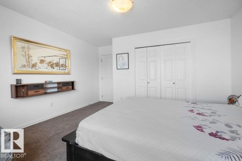 715 Wildwood Point(E), Edmonton, AB - Indoor Photo Showing Bedroom