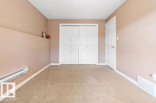 715 Wildwood Point(E), Edmonton, AB - Indoor Photo Showing Other Room