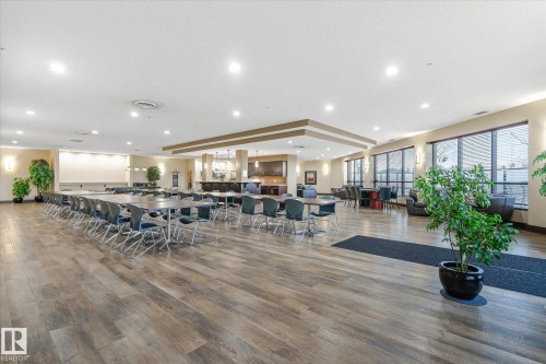 410 7909 71 Street, Edmonton, AB - Indoor