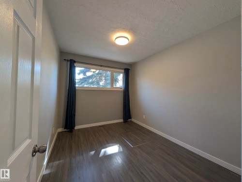 13528 139 Street, Edmonton, AB - Indoor Photo Showing Other Room