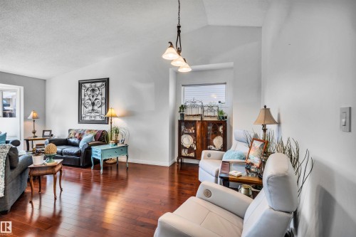 9008 169A Avenue, Edmonton, AB - Indoor Photo Showing Living Room