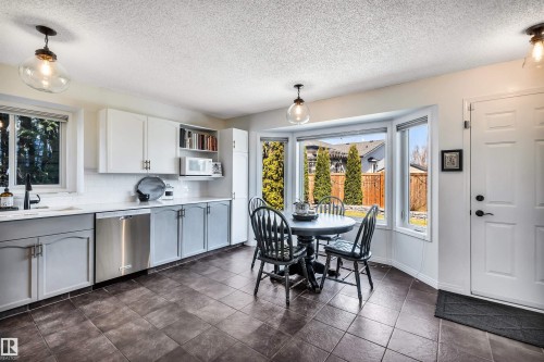 9008 169A Avenue, Edmonton, AB - Indoor