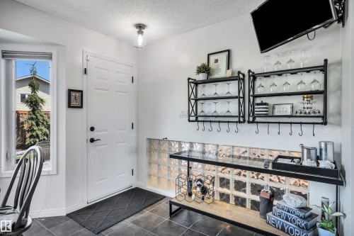 9008 169A Avenue, Edmonton, AB - Indoor Photo Showing Other Room