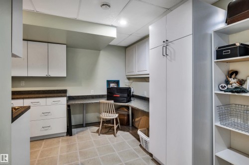 9008 169A Avenue, Edmonton, AB - Indoor