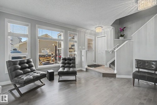 3724 Alexander Crescent, Edmonton, AB - Indoor