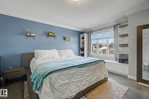 3724 Alexander Crescent, Edmonton, AB - Indoor Photo Showing Bedroom