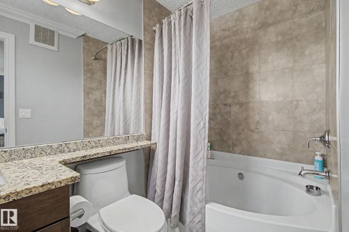 3724 Alexander Crescent, Edmonton, AB - Indoor Photo Showing Bathroom