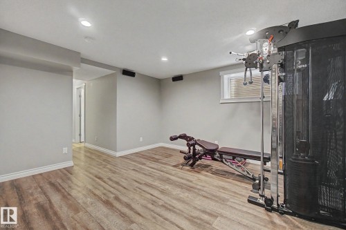 3724 Alexander Crescent, Edmonton, AB - Indoor Photo Showing Other Room