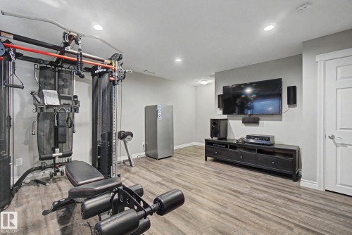 3724 Alexander Crescent, Edmonton, AB - Indoor Photo Showing Gym Room