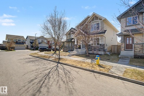 3724 Alexander Crescent, Edmonton, AB - Outdoor With Facade