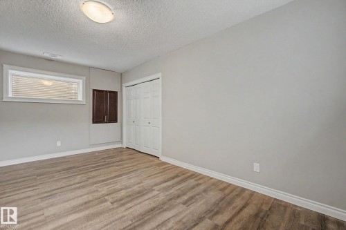 3724 Alexander Crescent, Edmonton, AB - Indoor Photo Showing Other Room