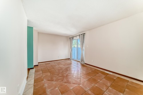 13862 24 Street, Edmonton, AB - Indoor Photo Showing Other Room