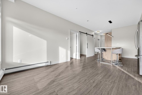 304 10837 83 Avenue, Edmonton, AB - Indoor
