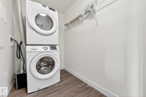 304 10837 83 Avenue, Edmonton, AB - Indoor Photo Showing Laundry Room