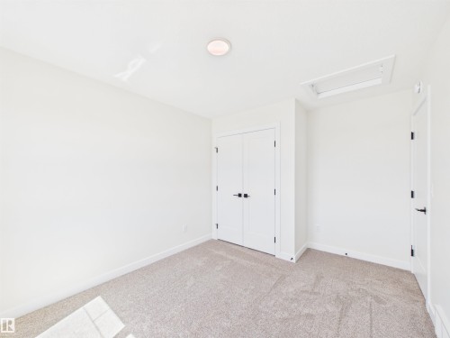 407 Brickyard Point(E), Stony Plain, AB - Indoor Photo Showing Other Room