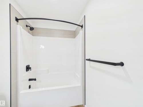 407 Brickyard Point(E), Stony Plain, AB - Indoor Photo Showing Bathroom