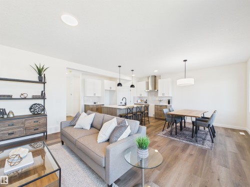 407 Brickyard Point(E), Stony Plain, AB - Indoor Photo Showing Living Room