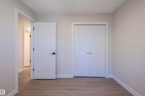 5528 54 Street, Leduc, AB - Indoor