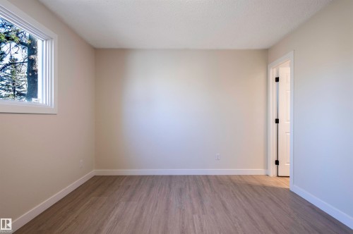 5528 54 Street, Leduc, AB - Indoor Photo Showing Other Room