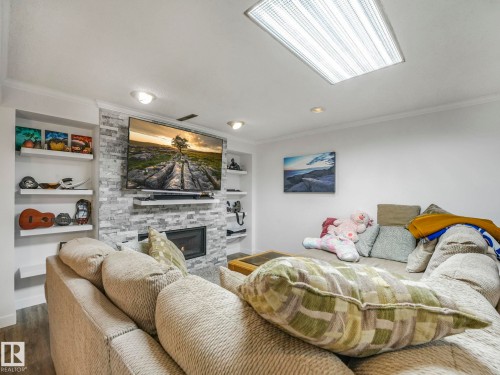 10629 167A Avenue, Edmonton, AB - Indoor With Fireplace