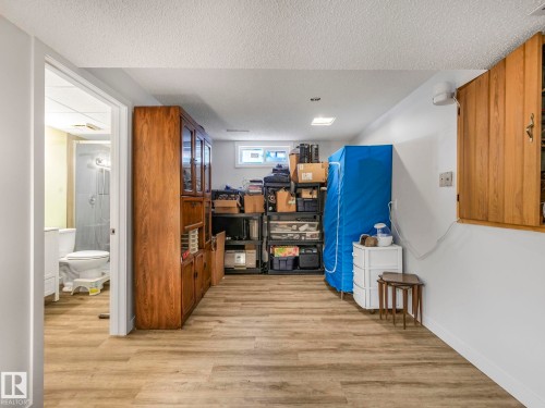 10629 167A Avenue, Edmonton, AB - Indoor Photo Showing Other Room